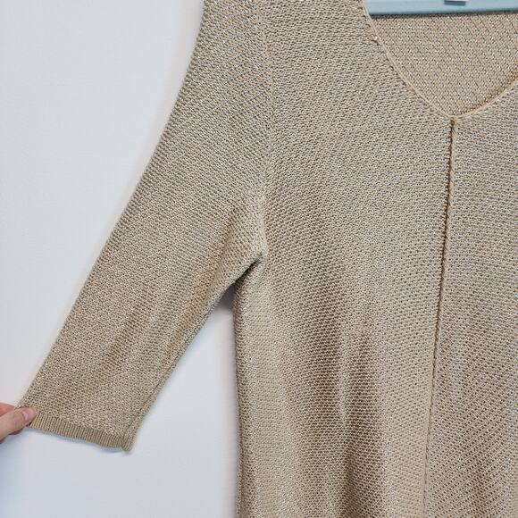 Chicos 2 Slanted Hem Heidi Sweater Size L Tan Metallic Slub Knit Chic Neutral - Picture 8 of 15